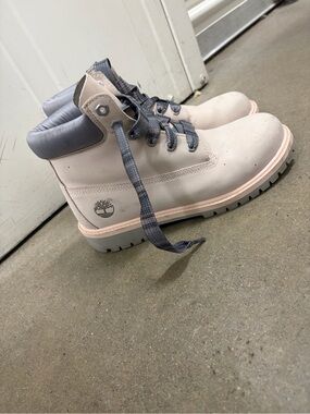Timberland Kids Light Pink and Gray Lace-Up Boots